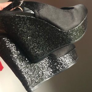 Black Satin Sequins Black 5" High Wedges Size 6